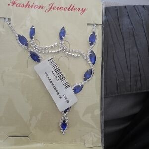 Elegant Blue and Silver Necklace